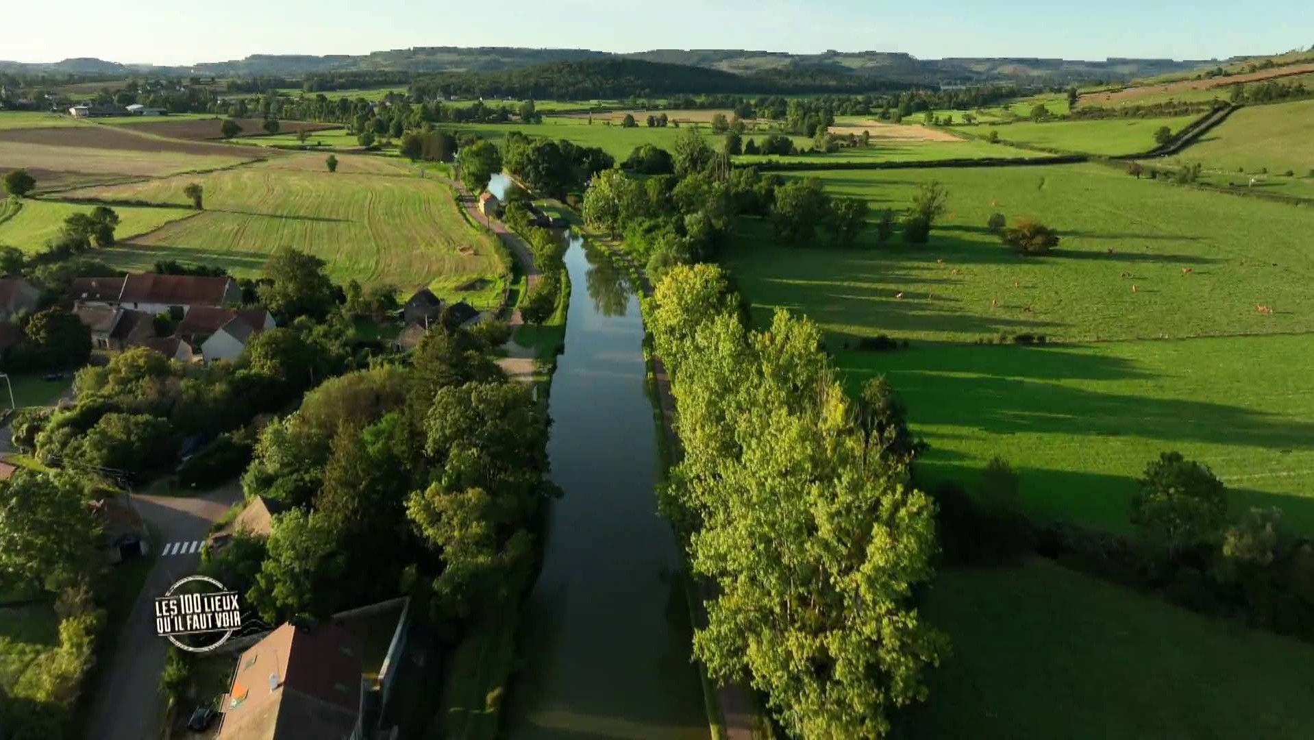 Les 100 lieux qu’il faut voir : Au fil du canal de Bourgogne